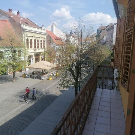 Ferienwohnung Apartament Royal Hermannstadt Exterior foto